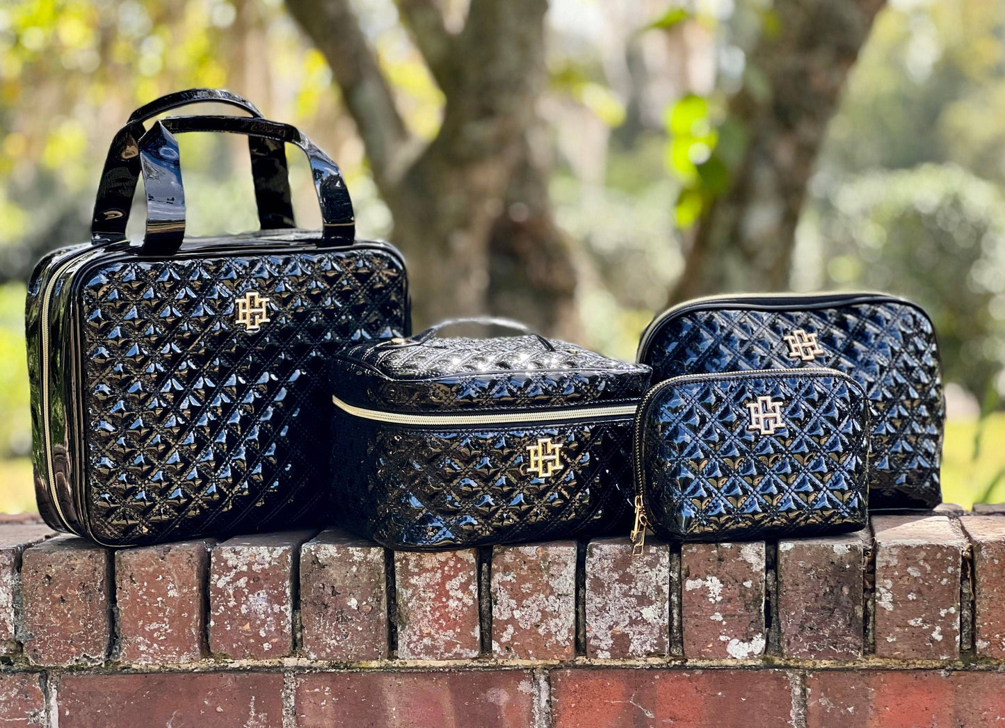 Large Pouch Black Patent