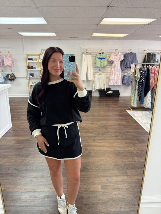 Black Contrast Skirt Set