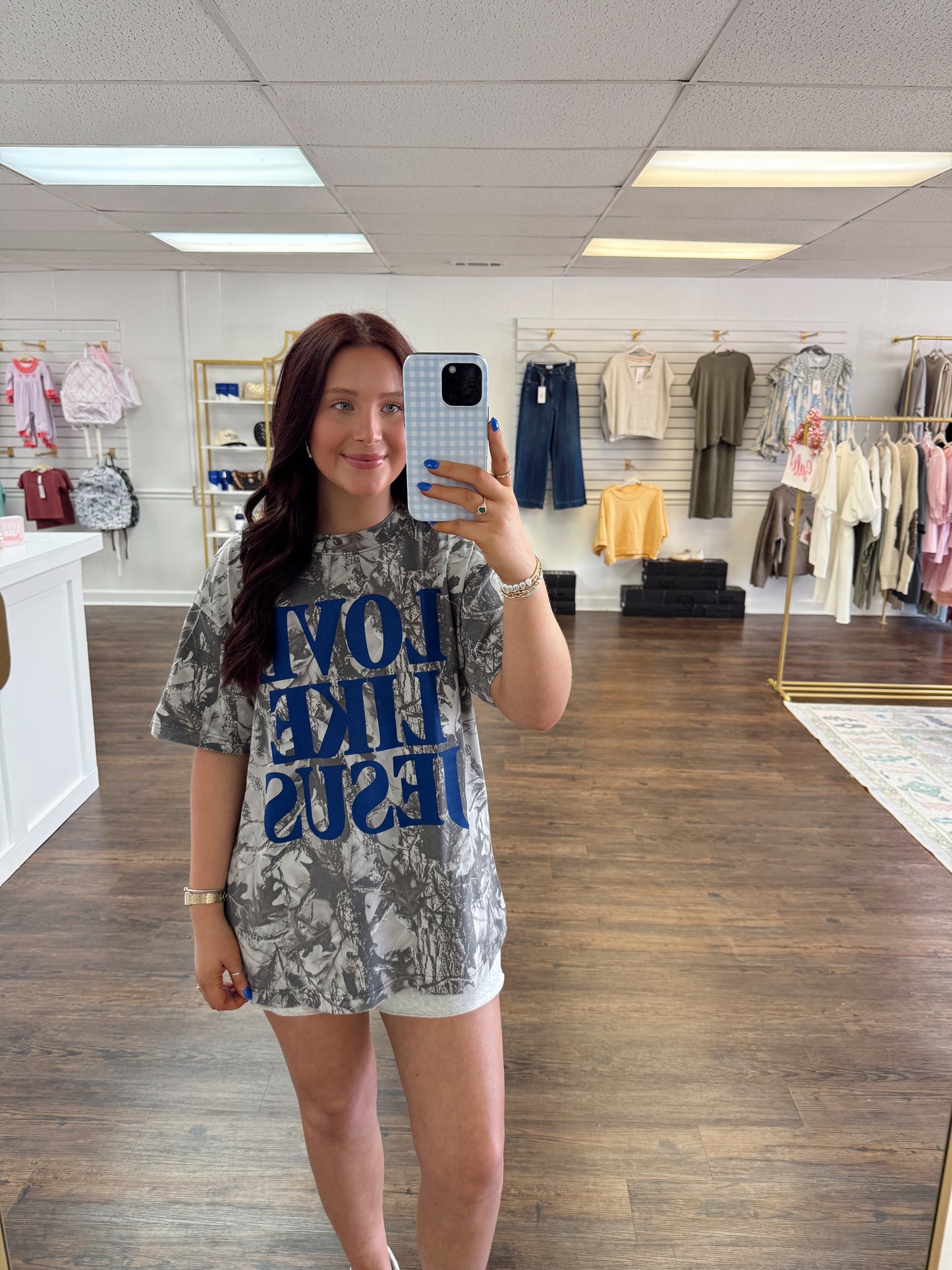 Love Like Jesus Tee