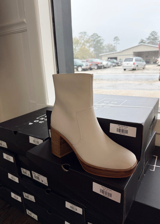 Vernita Boots